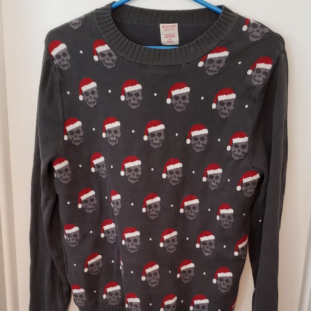 3/$20 S/P Sweater  of Skulls in Santa Hats